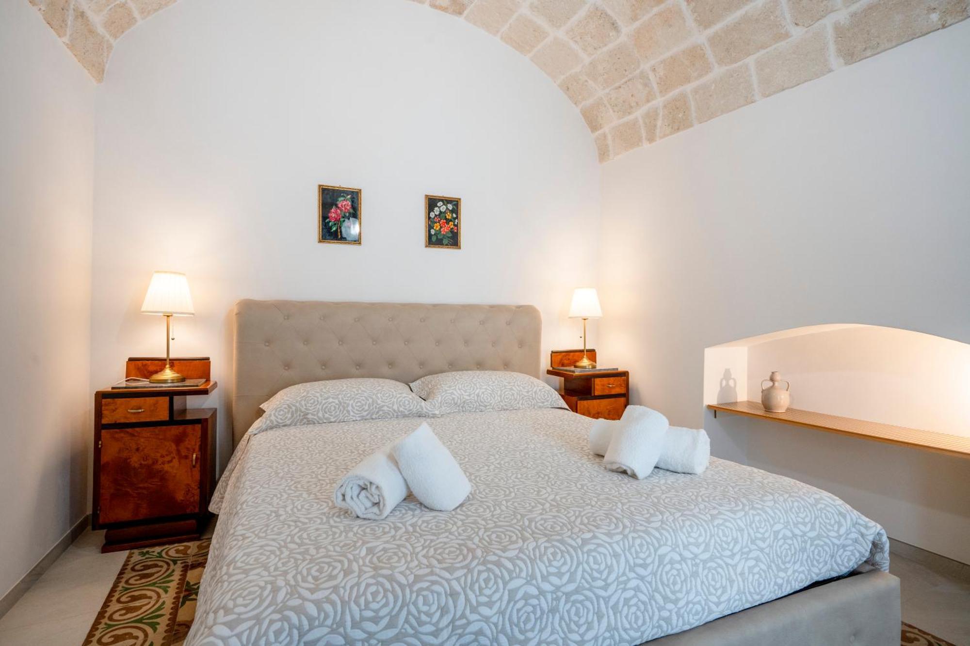 Heart Of Monopoli Apartments Near The Sea Exterior photo