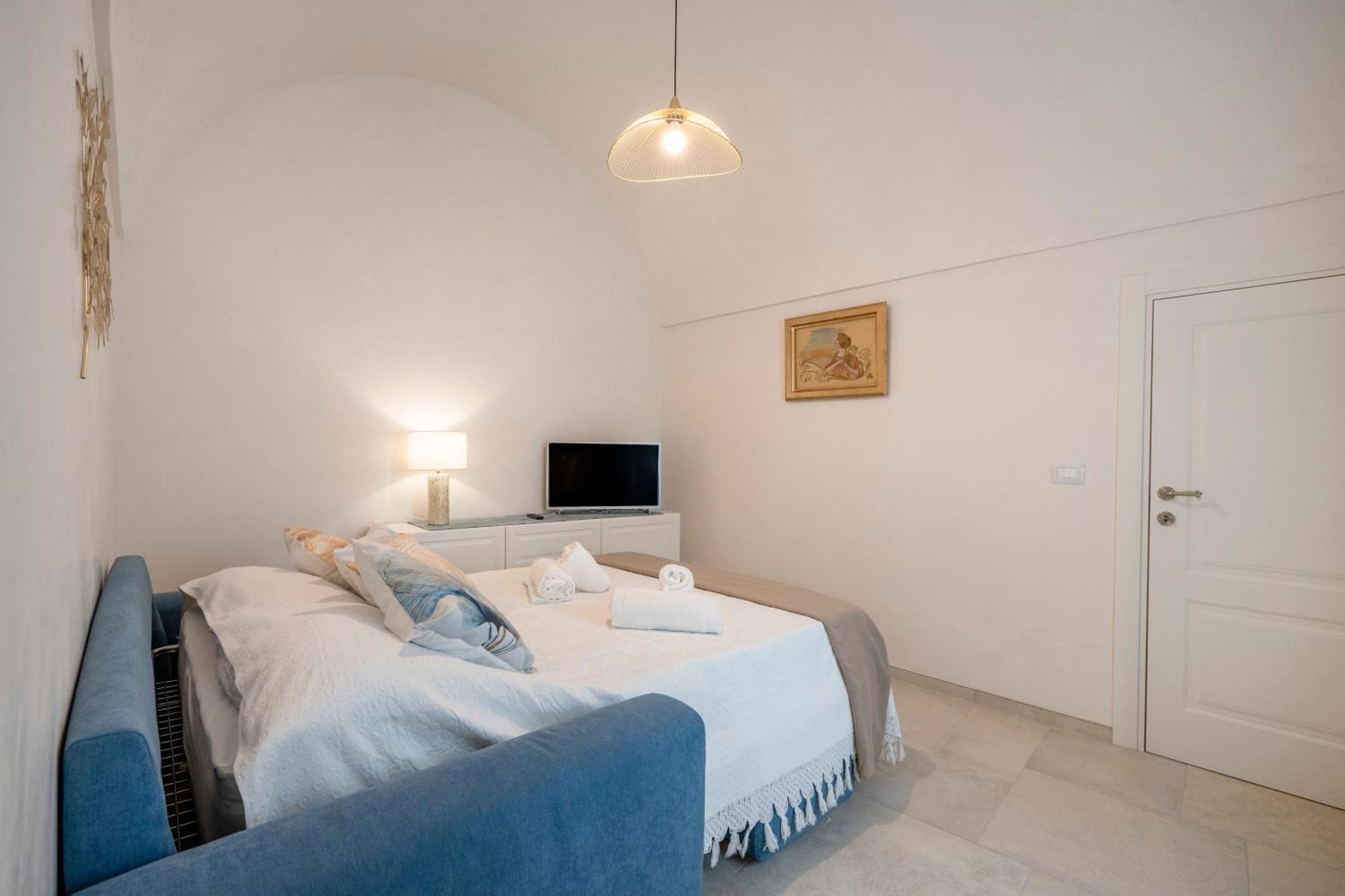 Heart Of Monopoli Apartments Near The Sea Exterior photo