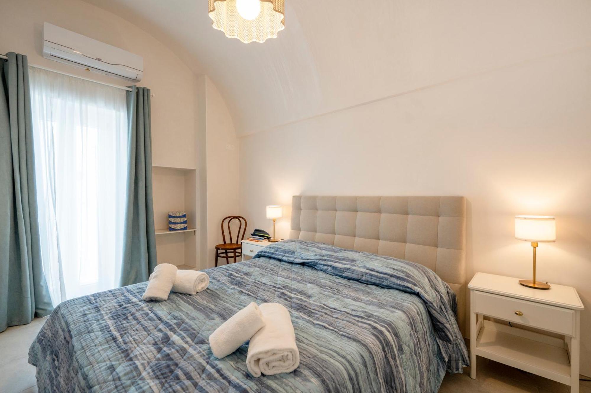 Heart Of Monopoli Apartments Near The Sea Exterior photo