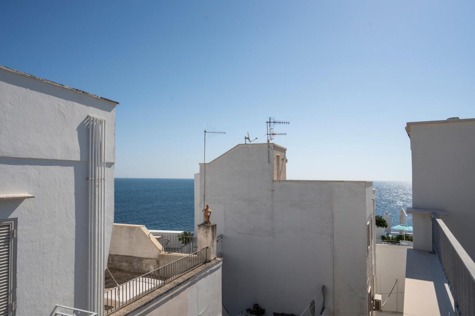 Heart Of Monopoli Apartments Near The Sea Exterior photo