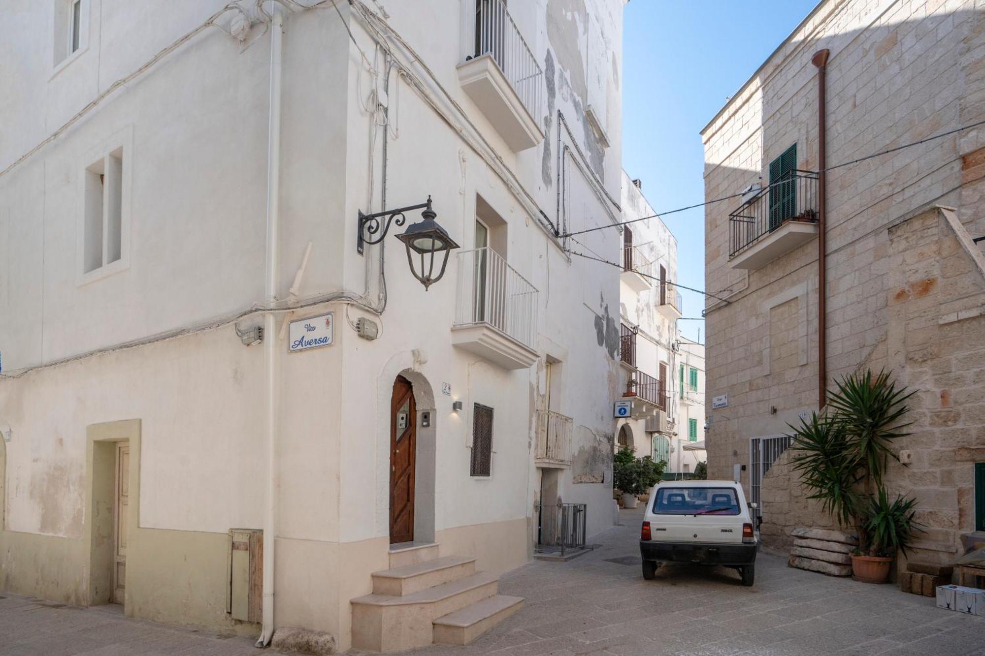 Heart Of Monopoli Apartments Near The Sea Exterior photo